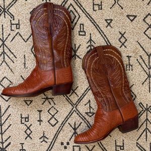 VINTAGE LUCCHESE COW GIRL BOOTS